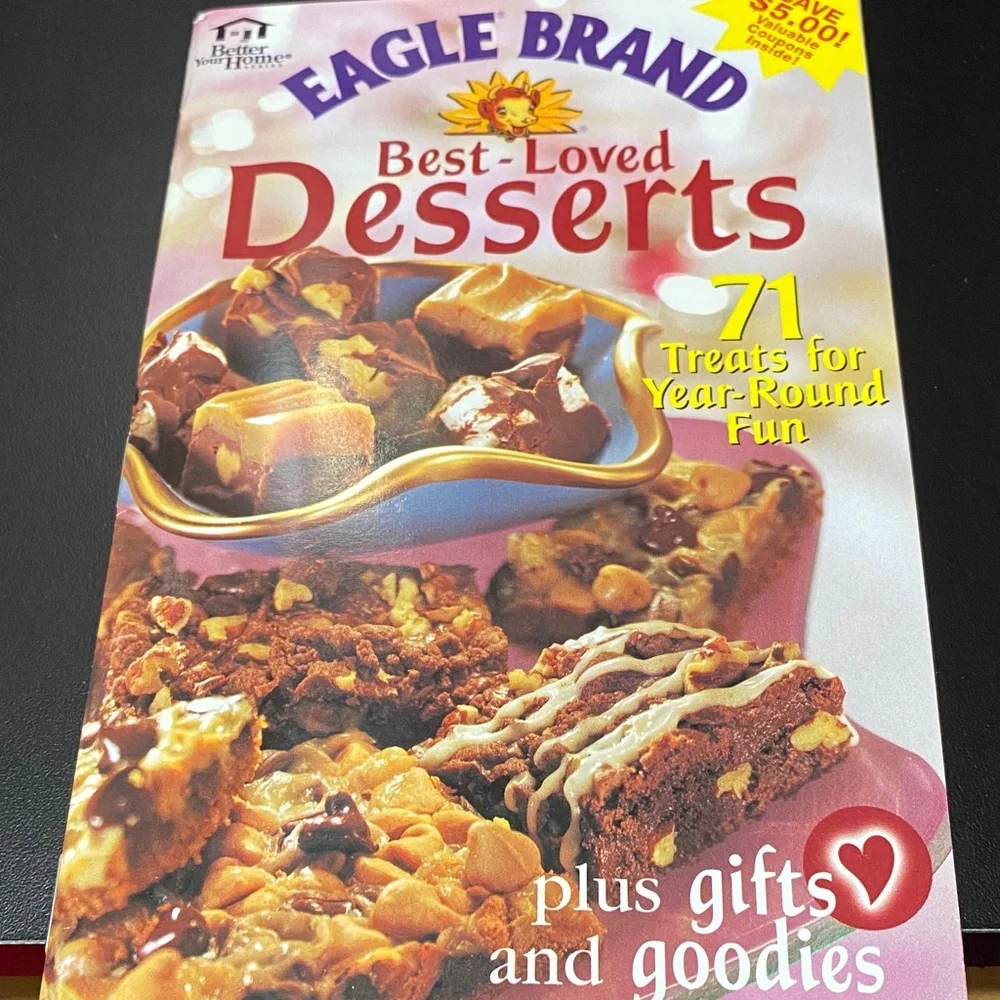 Collection of 5 Holiday and Cookie magazine CookBooks